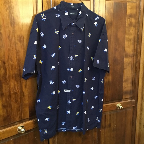 Man’s button down shirt - Picture 1 of 3